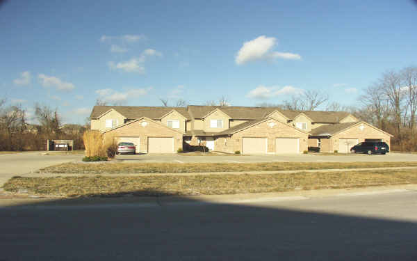 5345 Camelot Dr in Fairfield, OH - Foto de edificio - Building Photo