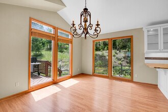 5368 Evergreen Heights Dr in Evergreen, CO - Building Photo - Building Photo