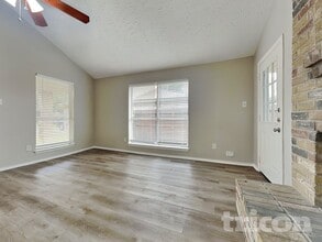 15243 Bedford Glen Dr in Channelview, TX - Building Photo - Building Photo