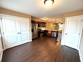 99 Holland Dr. in Clarksville, TN - Building Photo - Building Photo