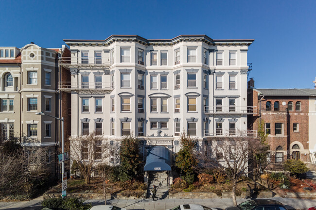 1855 Calvert St NW in Washington, DC - Building Photo - Building Photo