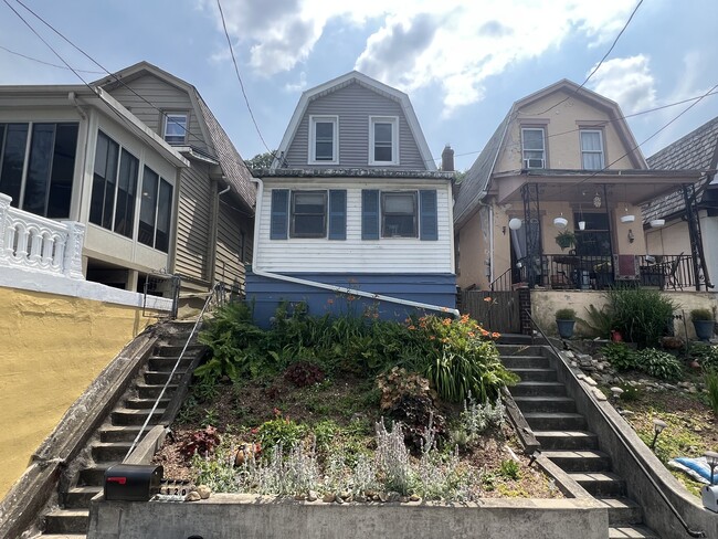 property at 1420 Philip St