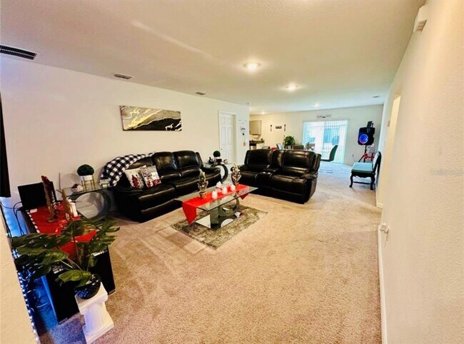 533 Jerry Ln in Haines City, FL - Building Photo - Building Photo