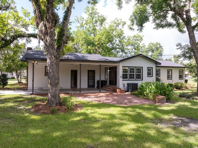 property at 309 Gay St SE