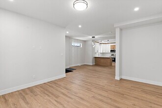 11143-11170 70 Ave NW in Edmonton, AB - Building Photo - Building Photo