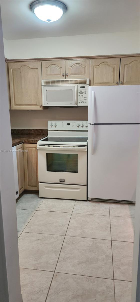 6505 Winfield Blvd in Margate, FL - Building Photo - Building Photo