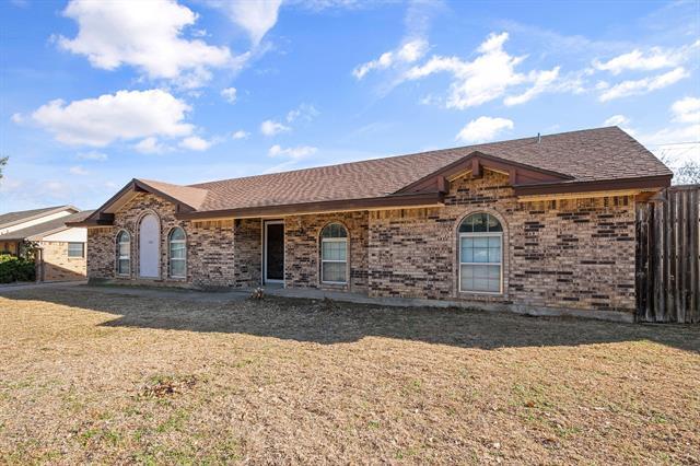 2001 San Jacinto Dr in Arlington, TX - Building Photo - Building Photo