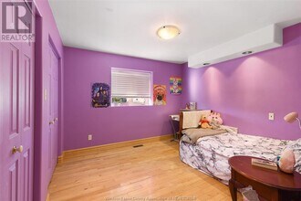 555 Revland Dr in Tecumseh, ON - Building Photo - Building Photo