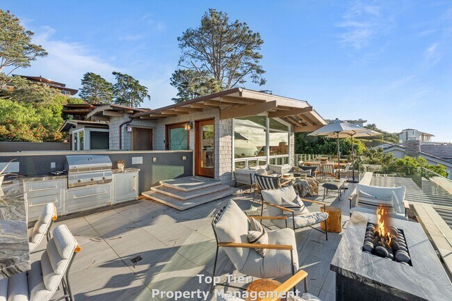 2045 Seaview Ave in Del Mar, CA - Building Photo - Building Photo
