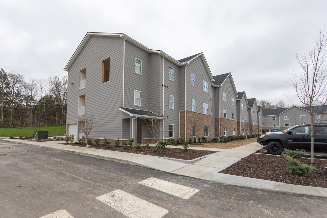 Hummingbird Hill Apartments in Smyrna, TN - Building Photo