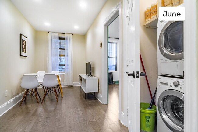 345 E 21st St in New York, NY - Building Photo - Building Photo
