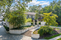 Ardglen Gardens in Ardmore, PA - Foto de edificio - Building Photo