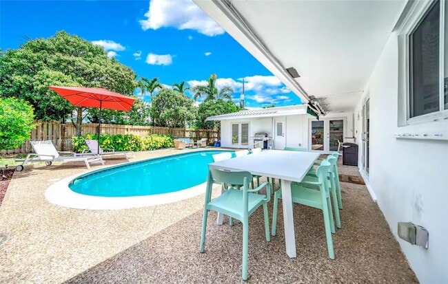 421 NE 22nd Ave in Fort Lauderdale, FL - Building Photo - Building Photo