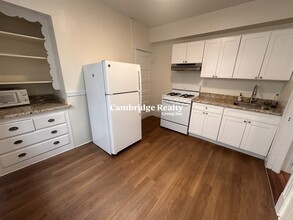 875 Massachusetts Ave, Unit 24T in Cambridge, MA - Building Photo - Building Photo