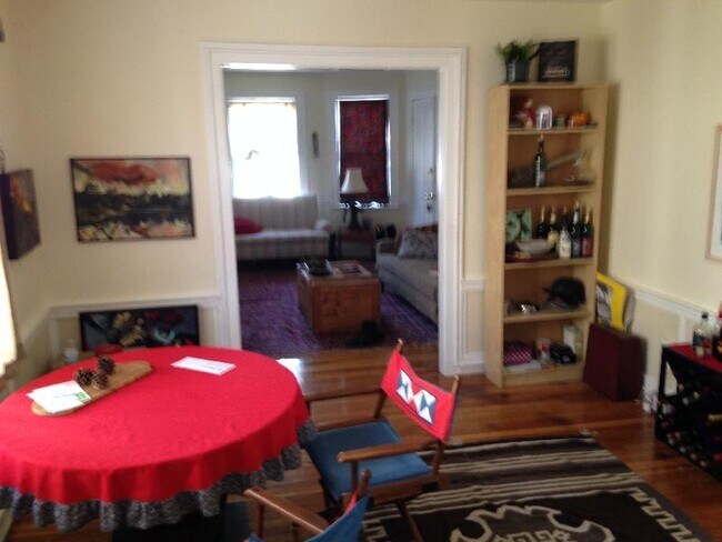 62 Brock St, Unit 2 in Boston, MA - Building Photo - Building Photo