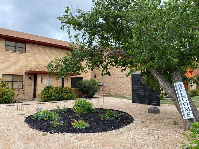 property at 3308 N 25 1/2 St