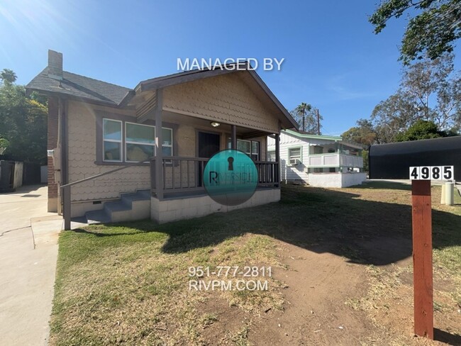 4985 Olivewood Ave in Riverside, CA - Building Photo - Building Photo