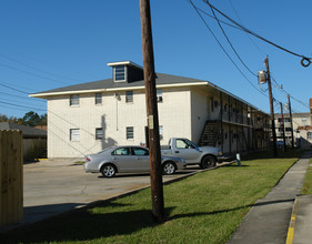 220 Georgia Ct in Metairie, LA - Building Photo - Building Photo