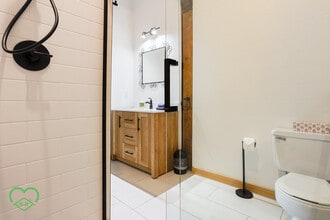 442-443 3 Ave in Fernie, BC - Building Photo - Building Photo