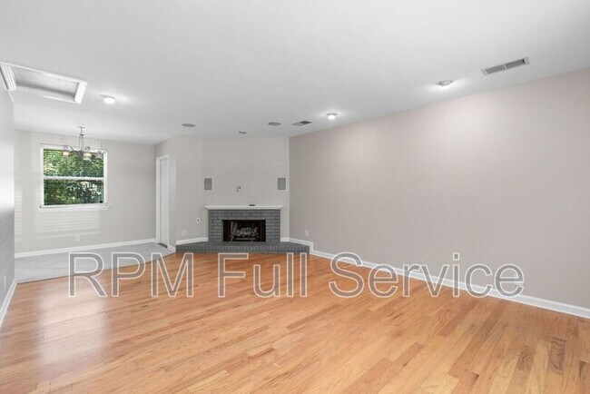 5000 McMurray Ct in Nashville, TN - Building Photo - Building Photo