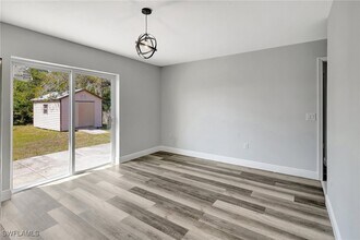 3389 Dunbar St in Port Charlotte, FL - Building Photo - Building Photo