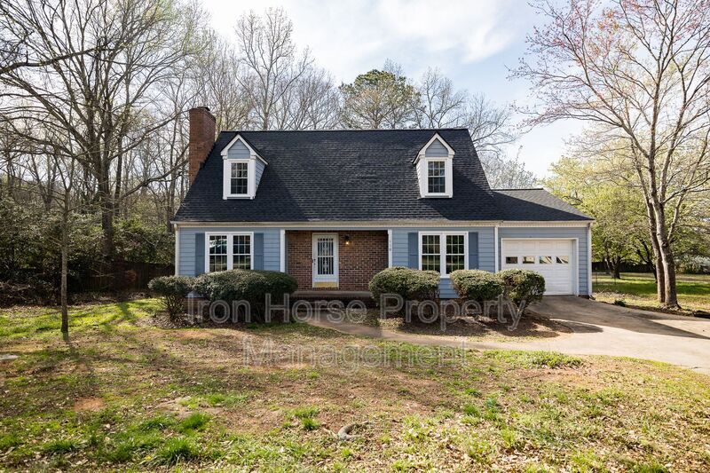 110 Breckenridge Ln in Athens, GA - Building Photo