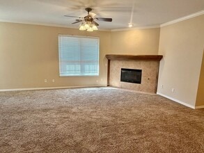 11313 NW 121st Pl in Yukon, OK - Building Photo - Building Photo