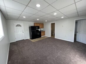 1592 Heart Lake Rd in Jermyn, PA - Building Photo - Building Photo
