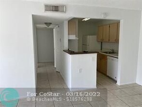 1151 Lake Terry Dr-Unit -C in West Palm Beach, FL - Building Photo - Building Photo