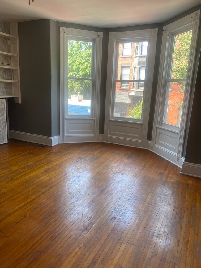 25 N 2nd St, Unit 3 in Easton, PA - Building Photo - Building Photo