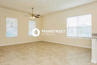 514 Venetian Villa Dr in New Smyrna Beach, FL - Building Photo - Building Photo