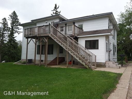 306 State Ave in Owatonna, MN - Building Photo