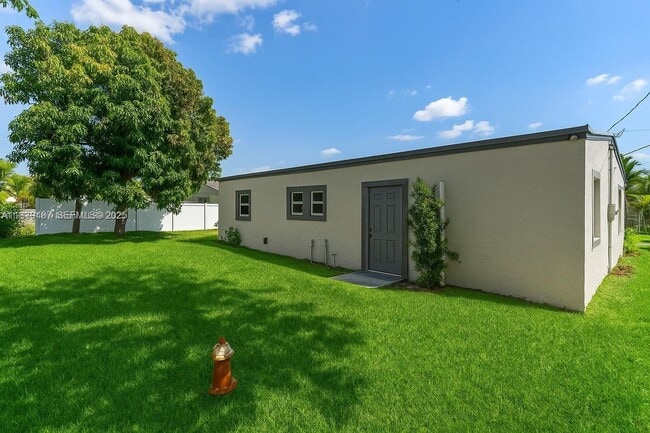 property at 607 SW 3rd St