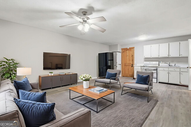 property at 212 Chandler St