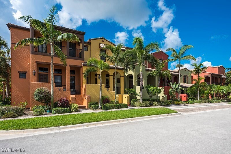 8091 Bibiana Way in Ft. Myers, FL - Foto de edificio