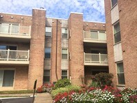 St.Regis Apartments photo'