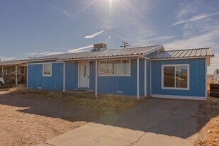 1202 E 42nd St in Odessa, TX - Building Photo