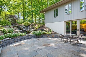 49 Selborne Dr in Wilmington, DE - Foto de edificio - Building Photo