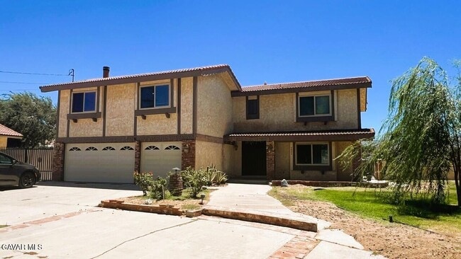 5020 W Ave K 10 in Lancaster, CA - Building Photo - Building Photo