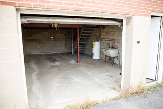 1 Fincher Ln, Unit 10 in Butler, PA - Building Photo - Building Photo