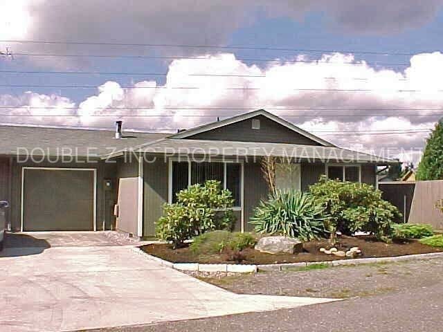 16516 46th Ave E in Tacoma, WA - Foto de edificio