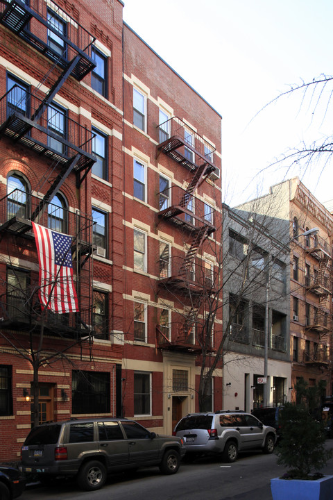 40 Downing St in New York, NY - Foto de edificio