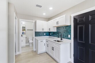 5720 79th Ave in Pinellas Park, FL - Building Photo - Building Photo