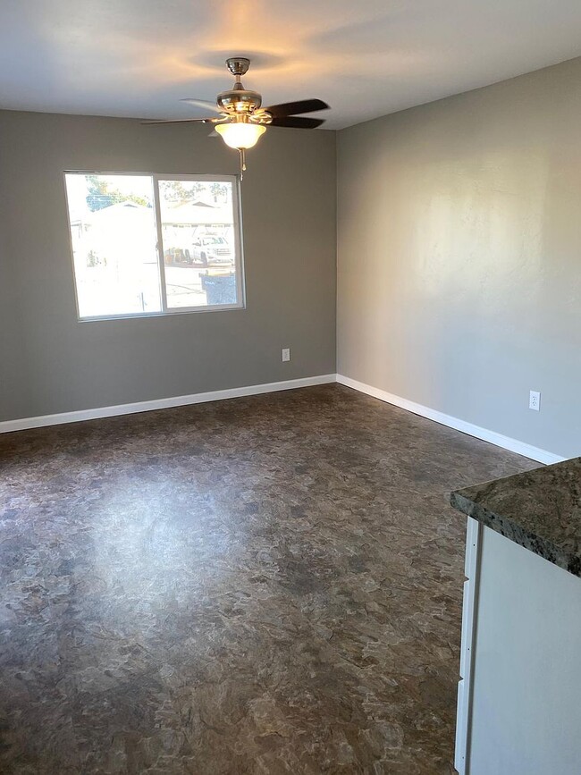 670 S Camino Los Banos in San Jacinto, CA - Building Photo - Building Photo