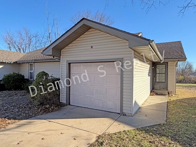 4344 S Glenn Ave in Springfield, MO - Building Photo - Building Photo