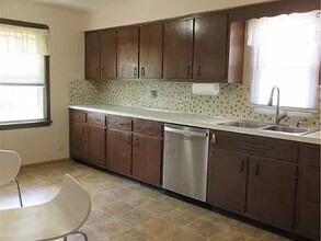 2806 Klusner Ave in Parma, OH - Building Photo - Building Photo