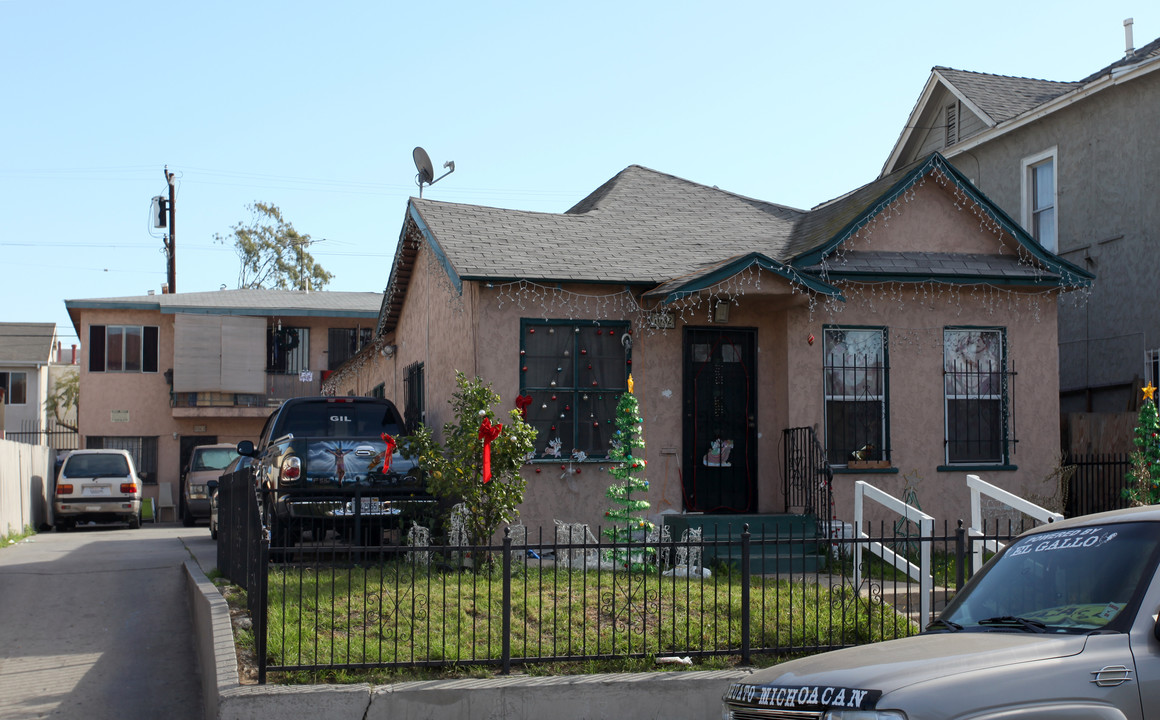 MLK Apartments in Long Beach, CA - Foto de edificio