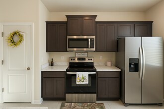 4076 Oak Mill Rd in Orange Park, FL - Building Photo - Building Photo
