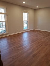 Room in House on N Harrison Ave in Cary, NC - Building Photo - Building Photo