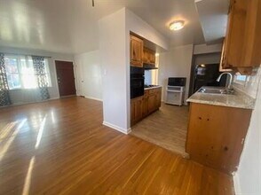 2329 Wilson Blvd in Winchester, VA - Foto de edificio - Building Photo